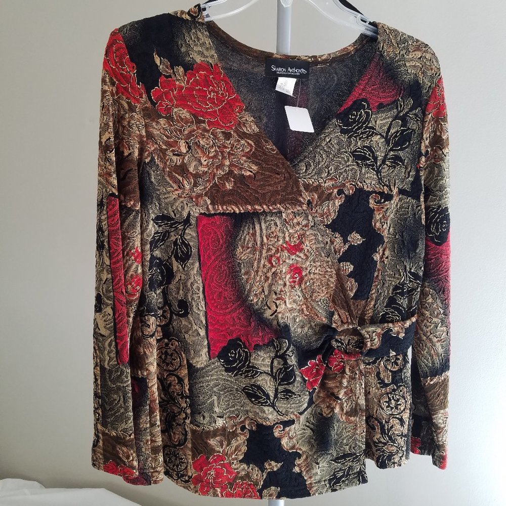 Sharon Anthony Womans size L Top
